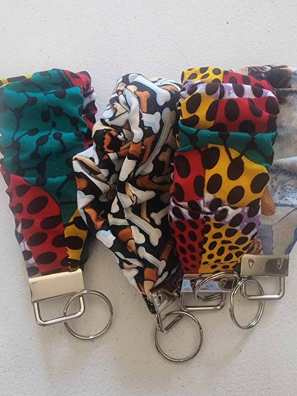 Floral & Dog Print Key Lanyard - Multicolor Keychain 4 For 25